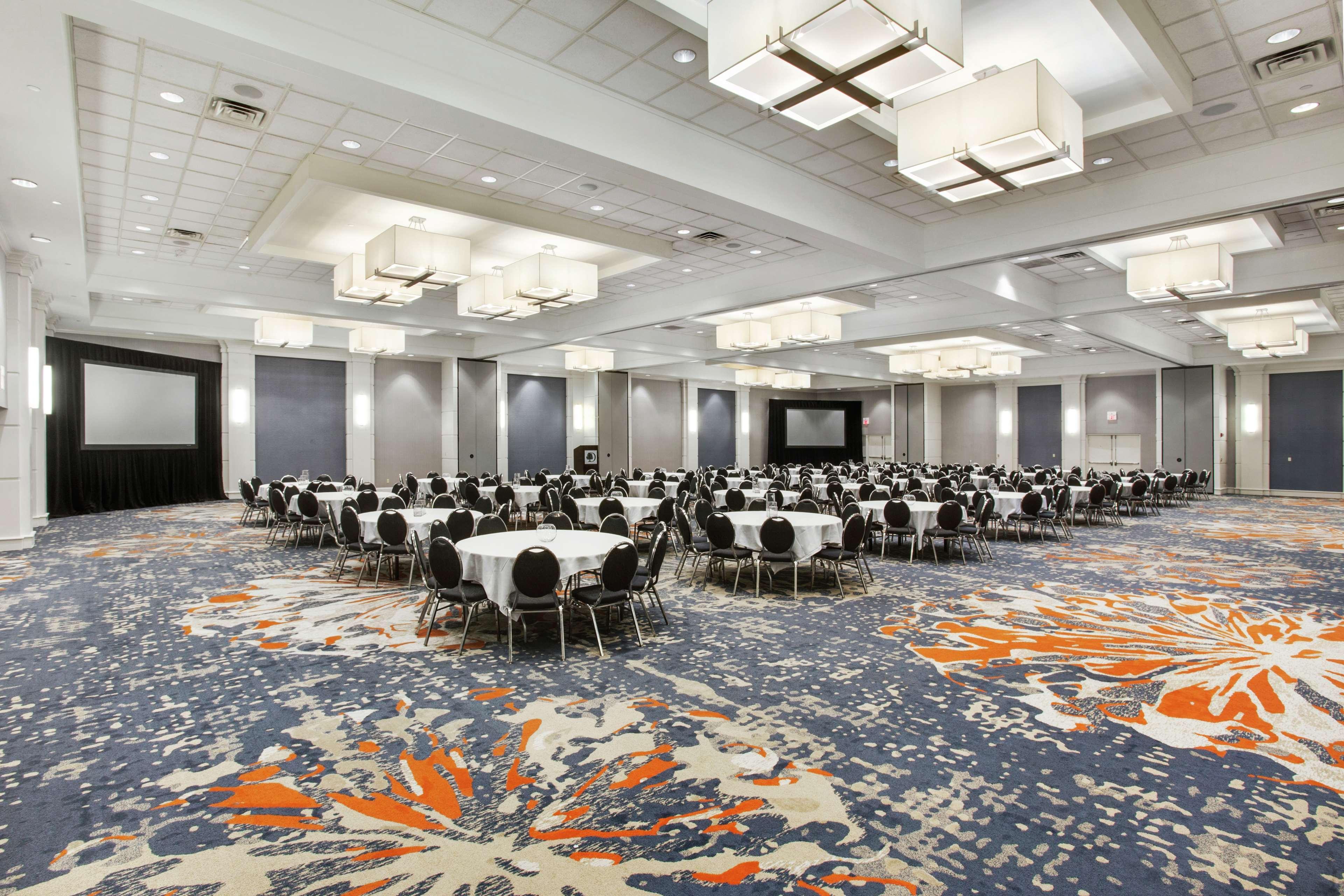 Doubletree By Hilton Little Rock Hotel Екстериор снимка