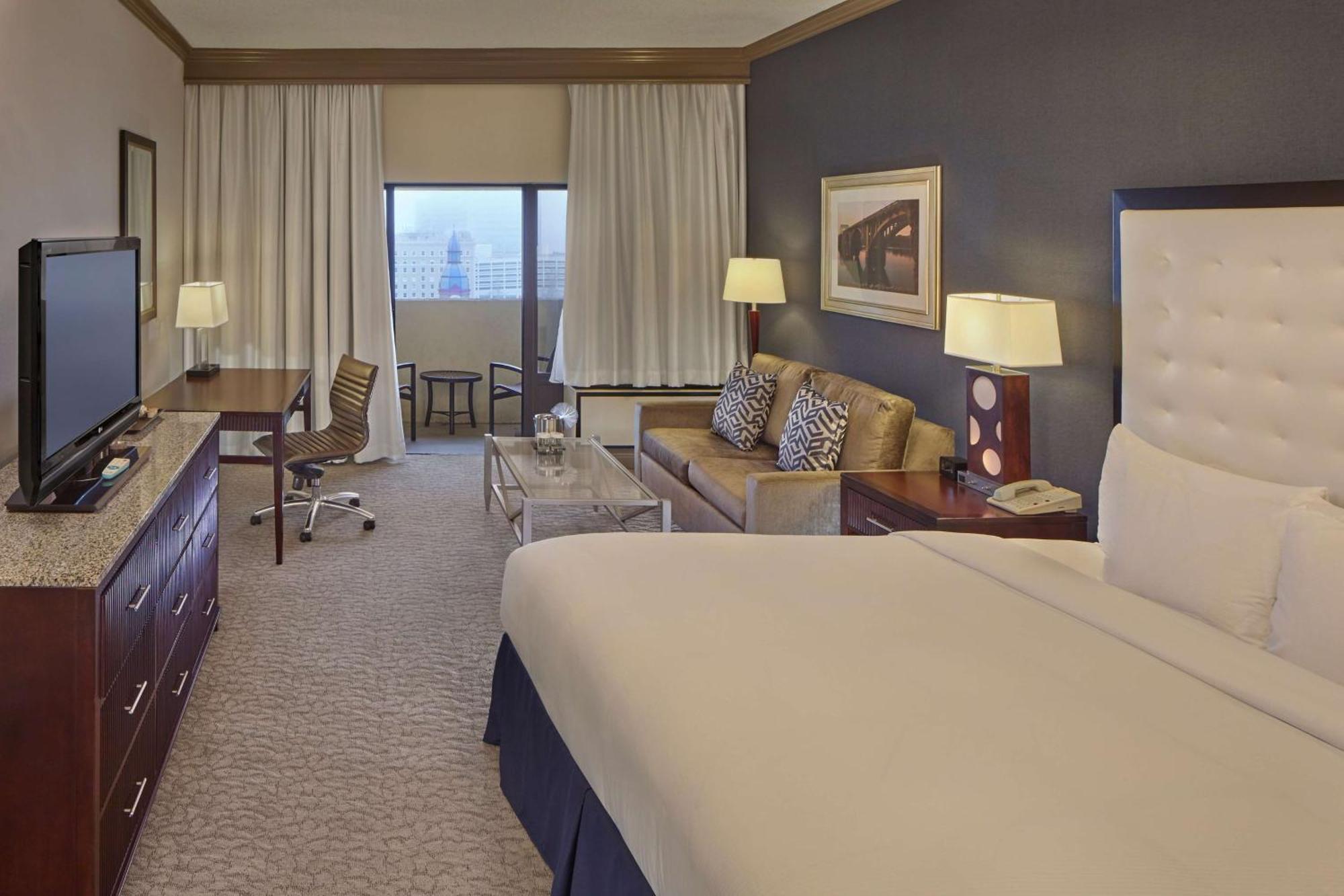 Doubletree By Hilton Little Rock Hotel Екстериор снимка